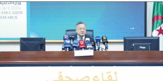 الدخول الجامعي 2026 / 2025 :انطلاق التسجيلات الأولية لحاملي شهادة البكالوريا الجدد في 22 جويلية