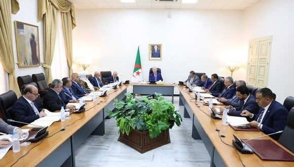 لتسهيل وسائل الإعلام الوطنية:اعتماد فرق إعلامية لتغطية أشغال الدورة البرلمانية 2025-2026
