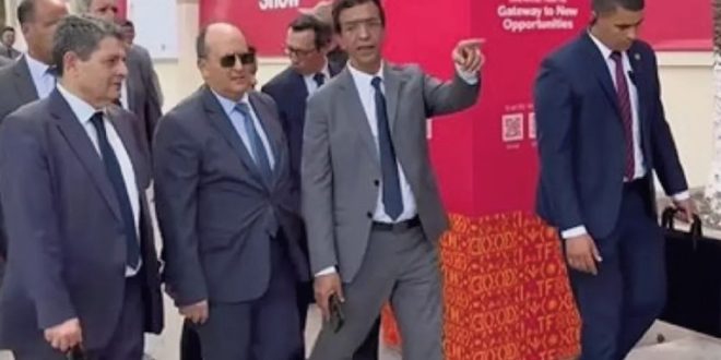 معرض التجارة البينية الإفريقية:الوزير الأول بالنيابة يقف بقصر المعارض على آخر التحضيرات
